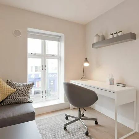 2 Bedroom In Centre Sleeps 6 Dublin